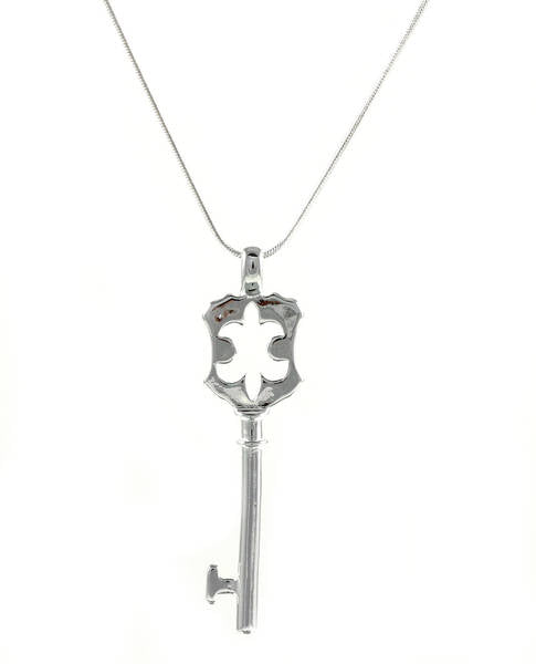 Royal King's Key Necklace Lilies Gift Pendant Silver Plated Ø 60mm