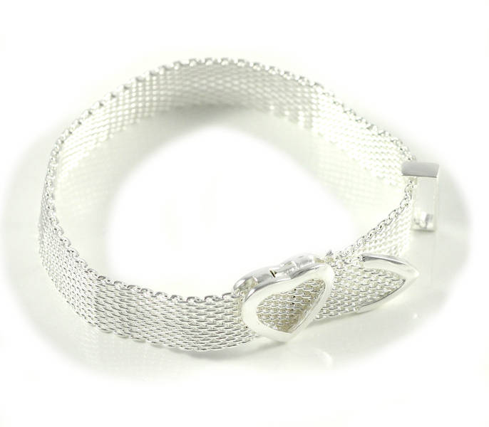 Luxury Heart Bangles Noble Bracelet Belt Design Women Silver Plated Ø 60mm
